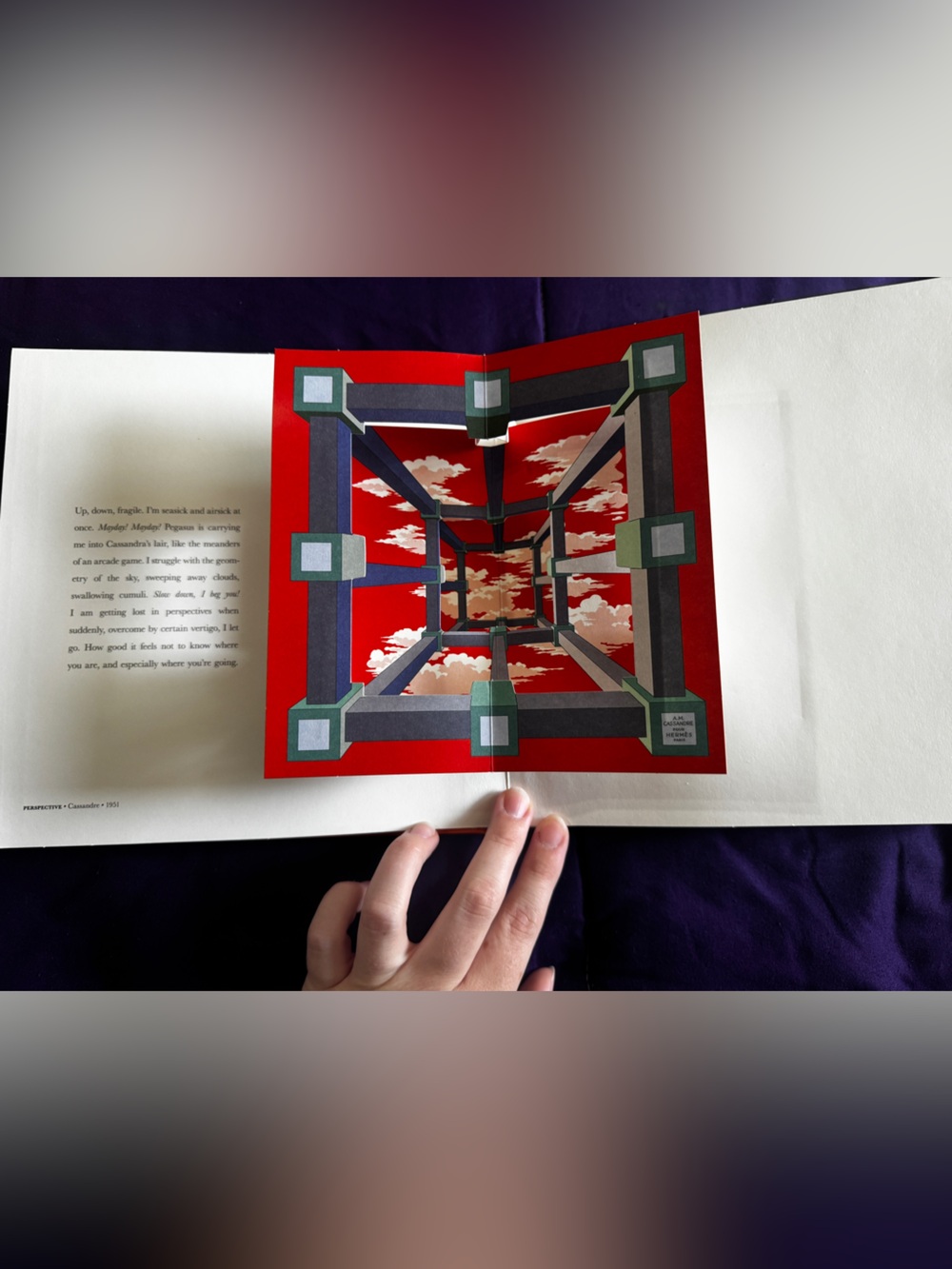 Hermès Pop-Up Orange Hardcover Book NWOT - Picture 10 of 16
